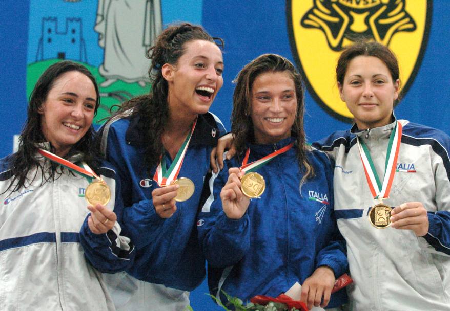 2005 Europei in Ungheria, L&#39;itali  medaglia d&#39;oro a squadre con Margherita Granbassi, Elisa Di Francisca, Valentina Cipriani e Ilaria Salvatore (Ap)